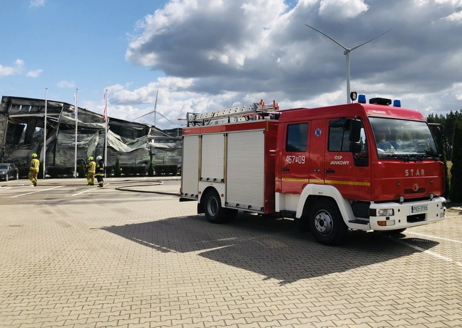 Spalona hala /Agnieszka Wyderka /RMF FM