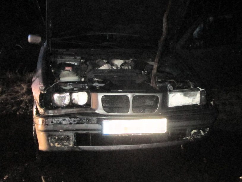 Spalone BMW i poważne zarzuty. Wyjazd na Sylwestra okazał się bardzo nieopłacalny... /Policja