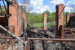 Spalone zabudowania w Słomianej /Podkarpacka Policja /