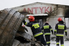 Spalony magazyn meblowy w Rembertowie