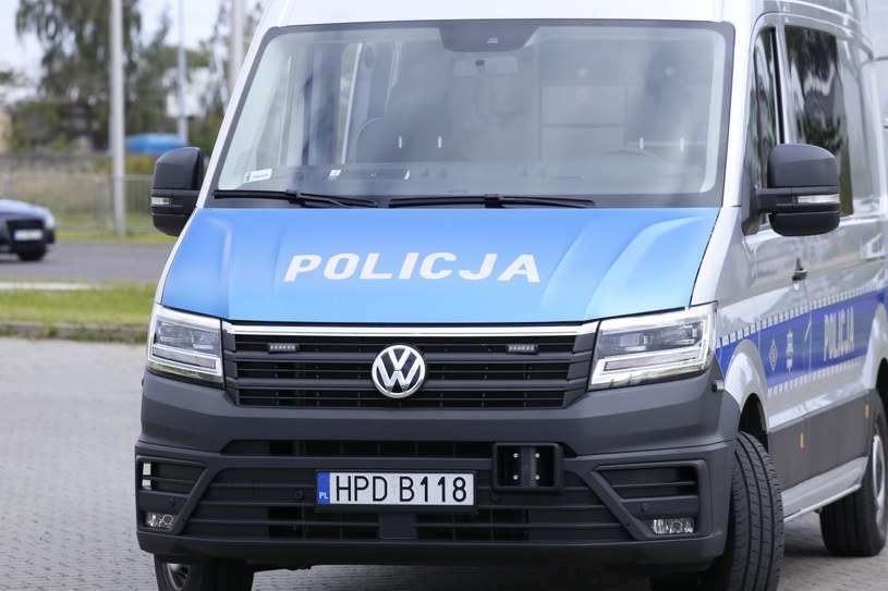 Specjalistyczny VW Crafter /Policja