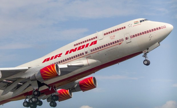 Specjalna misja indyjskich polityków. Kilkadziesiąt osób ruszy w świat