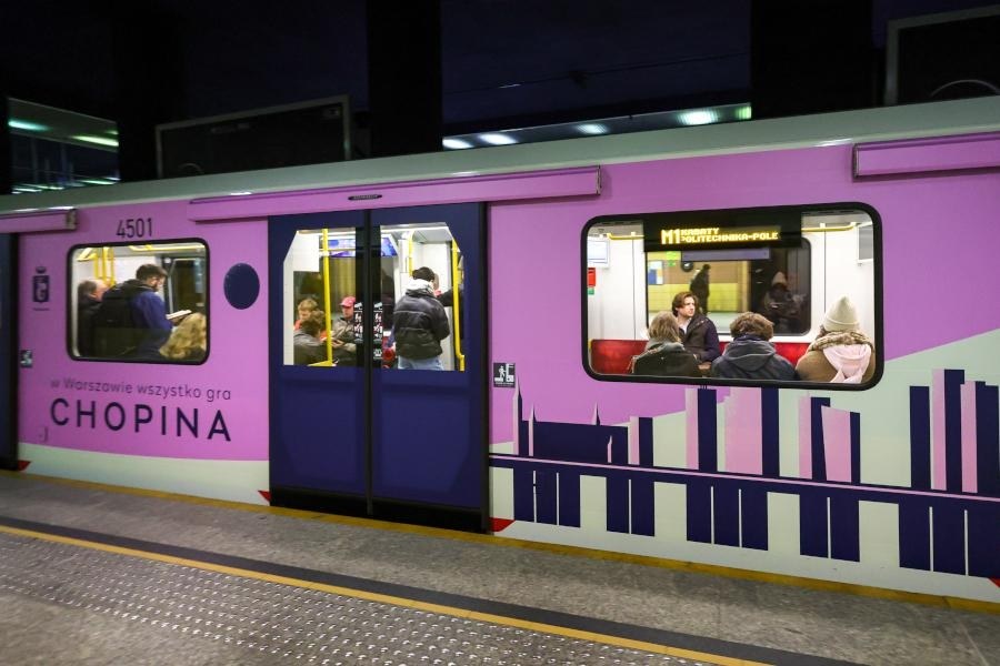 Specjalne metro /UM Warszawa /