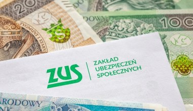Specjalne świadczenie po 56. urodzinach. ZUS wysyła 4435,90 zł pod warunkiem