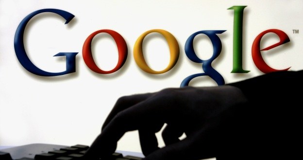 Specjalny algorytm Google monitoruje internet i wyklucza z wyników wyszukiwania strony z dziecięcą pornografią, obejmuje swoim działaniem także Gmaila. /AFP