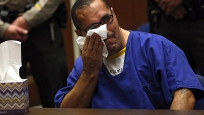 Spędził w więzieniu 16 lat za gwałty, których nie popełnił. Uniewinniony zalał się łzami 