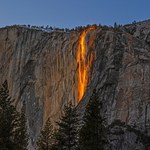 Spektakl natury w USA: Wodospad Horsetail „zapłonął”