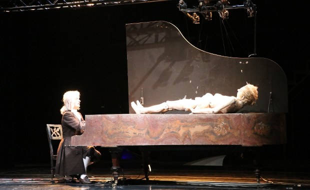 Spektakl o Janie Sebastianie Bachu w Starym Teatrze w Krakowie