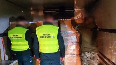 Spektakularna akcja na krajowej "dwójce". Mobilny skaner odkrył ładunek