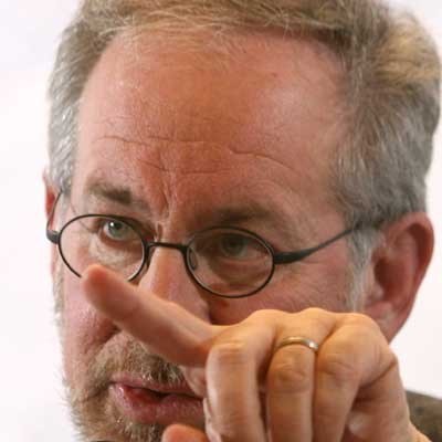 Spielberg od ponad 10 lat dokumentuje relacje ocalałych z holokaustu. /AFP
