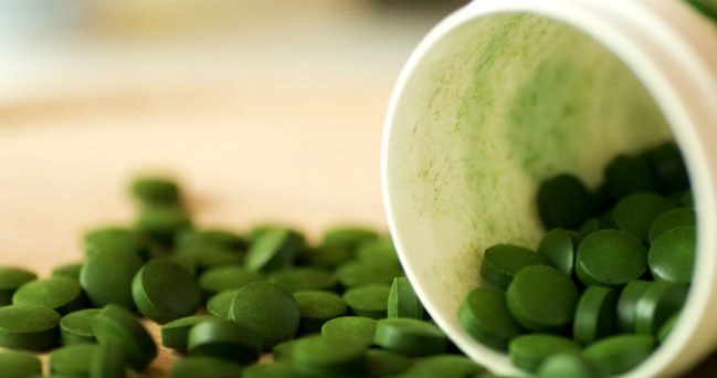 spirulina i chlorella /© Photogenica