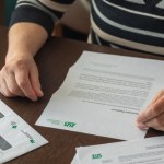 Spłacają zadłużenie, a ich długi nie maleją. "ZUS uprawia klasyczne rolowanie"