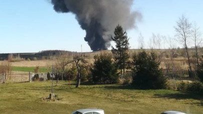 Spłonęło składowisko plastiku w Mokrzeszu. Straty wycenia się na 1,2 mln zł