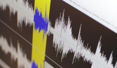 Spod ziemi dobiegają dziwne dźwięki. Mieszkańcy zaniepokojeni
