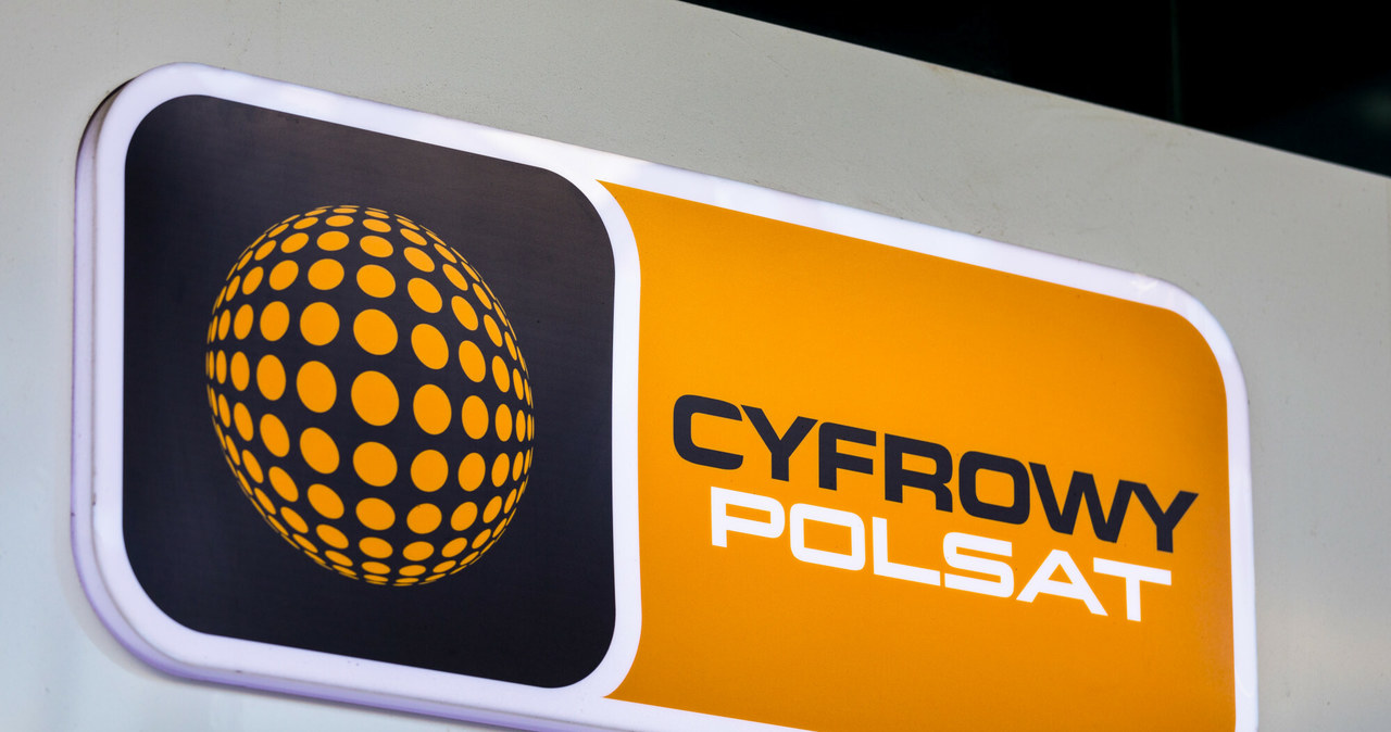Spółka CCC kupiła 10 proc. akcji eobuwie.pl i sprzedała je Cyfrowemu Polsatowi /Arkadiusz Ziółek /East News