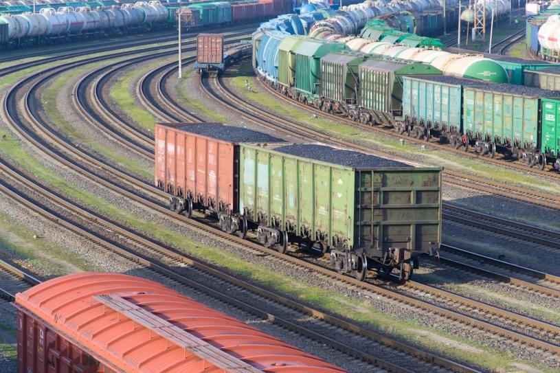 Spółka LTG Cargo poinformowała, iż rozpoczęła transportowanie węgla do Polski z portu w Kłajpedzie. Zdjęcie ilustracyjne /123RF/PICSEL