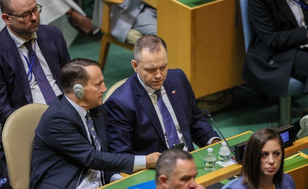 Spór Nawrocki-Sikorski. Premier ma radę 