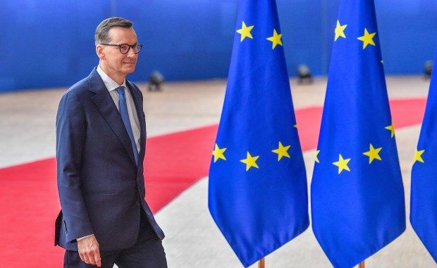 Spór o migrantów w UE: Morawiecki chce powrotu do konsensusu