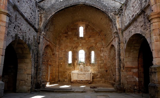 Spór wokół remontu kościoła, w którym hitlerowcy dokonali masakry