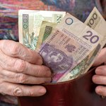 Spore zmiany w emeryturach w listopadzie. Pieniądze trafią do seniorów w innych terminach