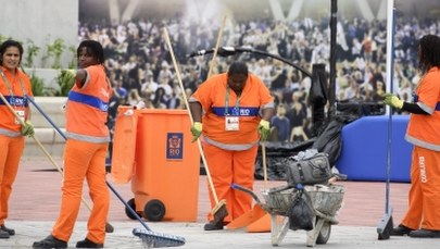 Sportowcy docierają do Rio i... zabierają się za sprzątanie. "Na mopy czekamy już 2 dni"