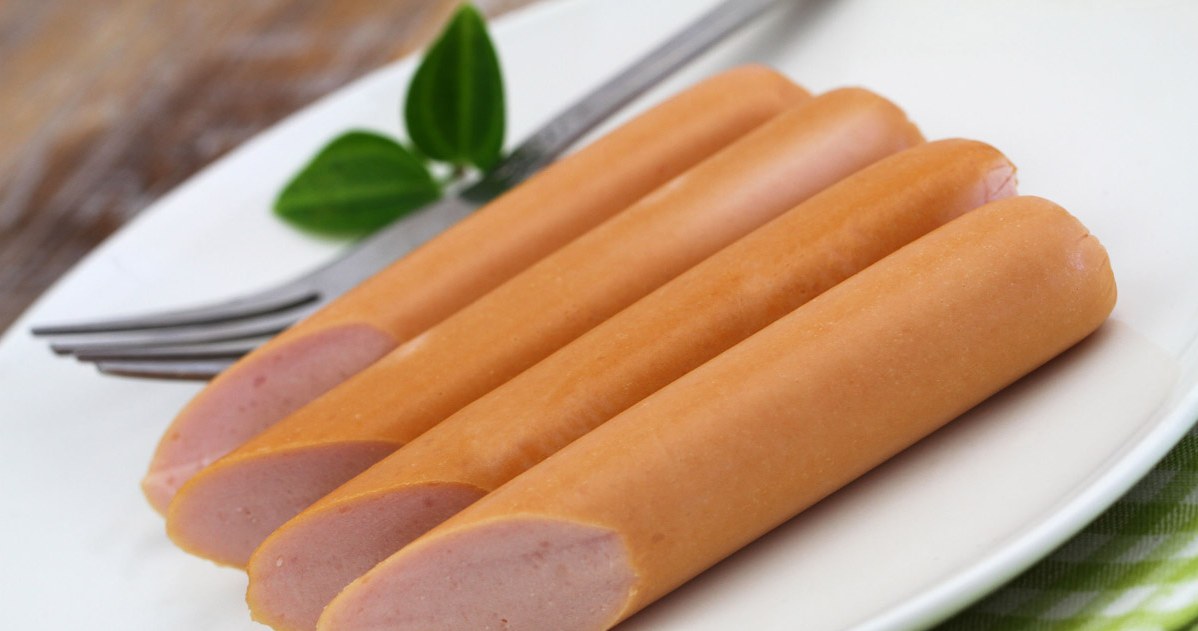 Sposób na idealne parówki. Jak je przyrządzić? /123RF/PICSEL