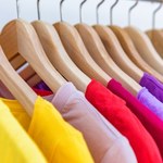 Sposoby, aby ubrania nie straciły koloru