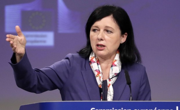 Spotkania wiceszefowej KE z polskimi władzami stoją pod znakiem zapytania