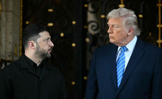 Spotkanie Trump-Zełenski na Florydzie. "Końcowy etap", Putin czeka na telefon