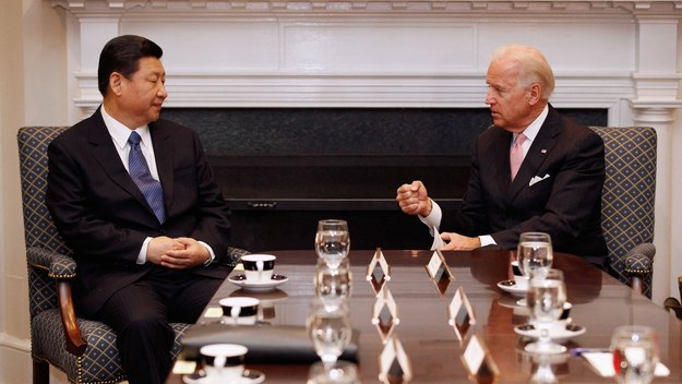 Spotkanie wiceprezydenta USA Joe Bidena z XI Jinpingiem w lutym 2012 roku /Pool/ABACA /PAP/Abaca