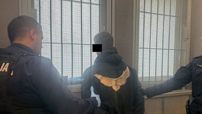 Spowodował kolizję na moście w Warszawie i zasnął. Był pod wpływem narkotyków 