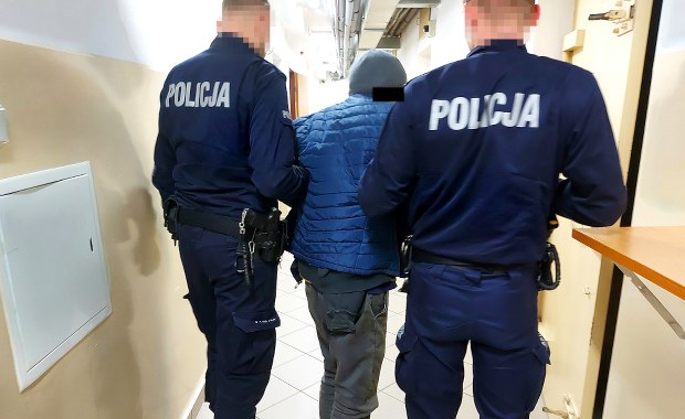 Spowodował kolizję, zasnął za kierownicą. Był pijany