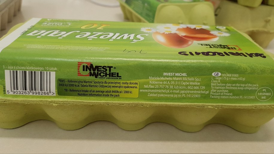 Spożycie jaj zawierających salmonellę może się wiązać z zatruciem pokarmowym /GIS /