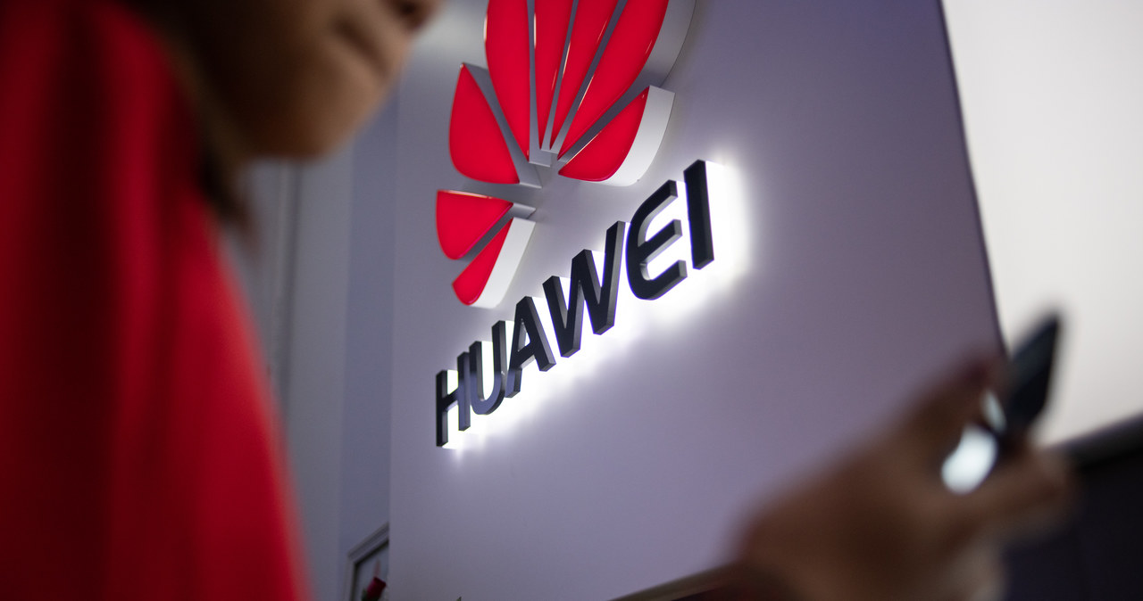 Sprawa zakazu nałożonego na Huawei jest dynamiczna /AFP