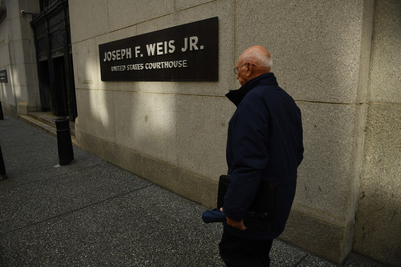 Sprawca ataku na synagogę stawił się przed sądem w Pittsburghu (budynek sadu na zdjęciu) /Brendan Smialowski /AFP
