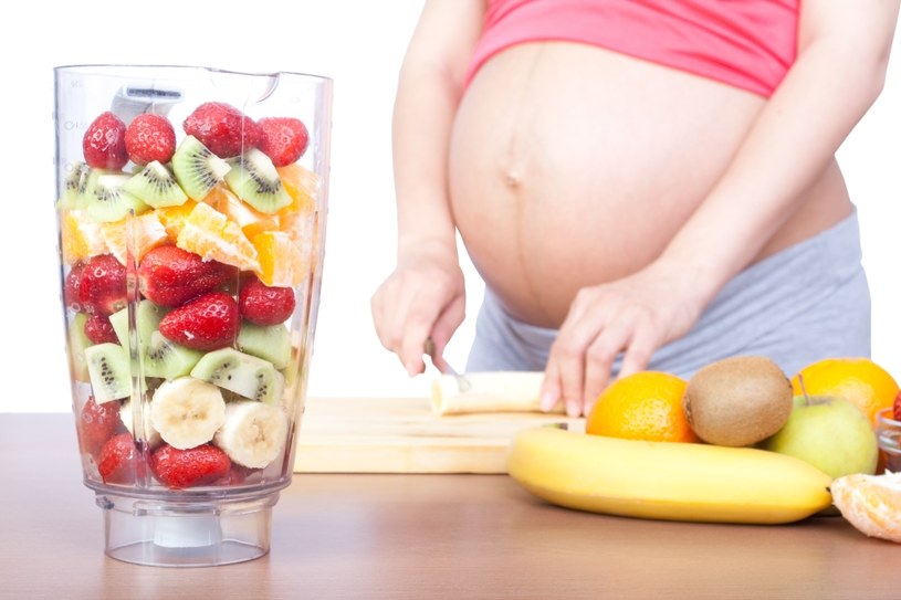 Sprawdź, co powinnaś wiedzieć o odżywianiu w ciąży. /123RF/PICSEL
