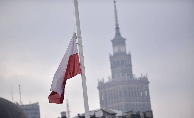 Sprawdź, czy żałoba narodowa wpłynie na Twoje weekendowe plany