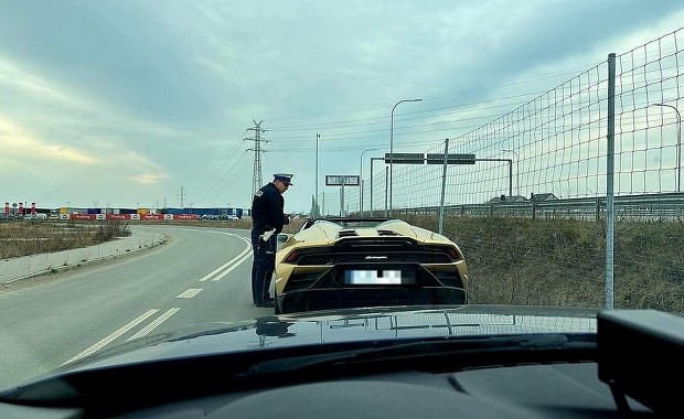 Sprawdzał, co potrafi jego lamborghini. Niebezpieczna jazda kosztowała go fortunę