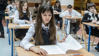 Sprawdzian szóstoklasisty: Wyniki z matematyki i j. polskiego słabsze niż przed rokiem