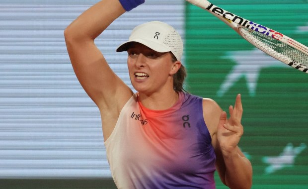 Sprawiła sobie urodzinowy prezent! Świątek w czwartej rundzie French Open