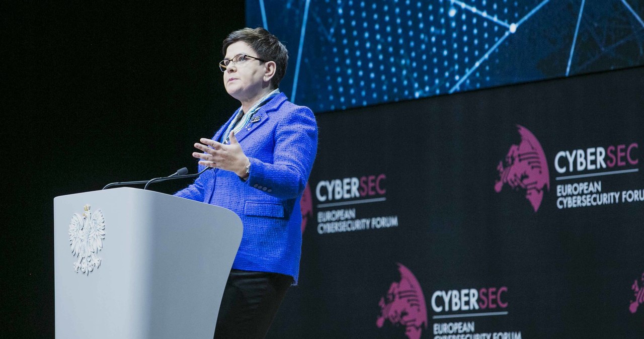 - Sprawy cyberbezpieczeństwa są najważniejszymi sprawami świata - premier Beata Szydło /materiały prasowe