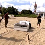Sprzątający plaże robot