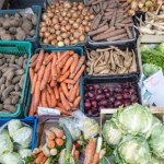 Sprzedają ziemniaki prosto z pola za 80 gr. "To nie jest mało"