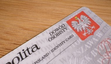 Sprzedający wysyła skan dowodu? To popularne oszustwo