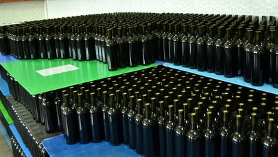 ​Sprzedawał grzane wino "spod lady". Policji opowiedział o tym... klient