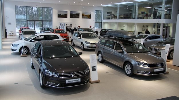Sprzedaż aut koncernu VW w Europie spadła w listopadzie br. o 2,5 proc. /Volkswagen