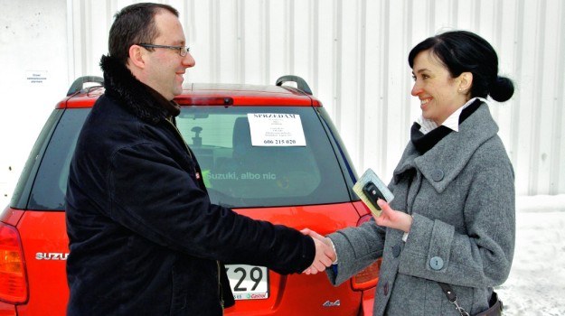 Obowiązki sprzedającego samochód magazynauto.interia.pl