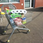 Sprzedaż detaliczna w Polsce znów na minusie. Są najnowsze dane GUS