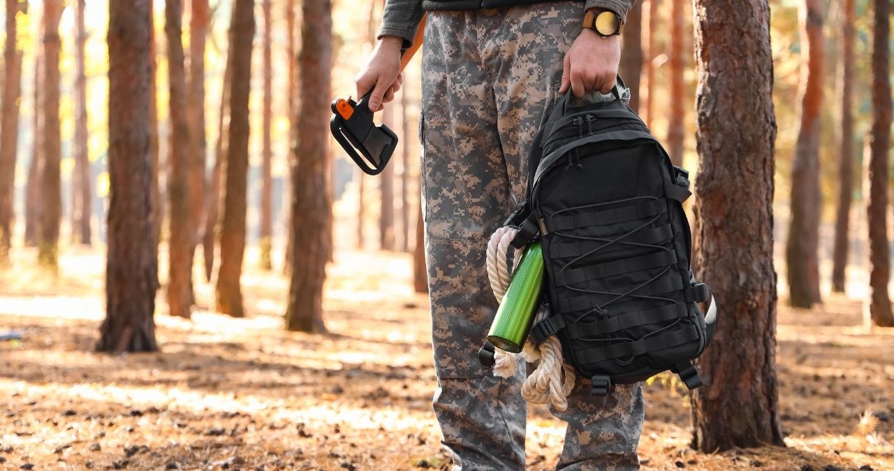 Sprzęt na trekking, kemping i awarie! Ruszyła survivalowa oferta Biedronki /CanvaPro /INTERIA.PL