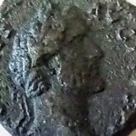 Srebrne monety i rzymski denar w zbiorach "poszukiwacza skarbów"